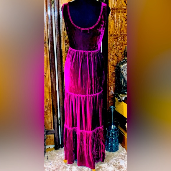 natural life eautiful red wine color velvet sleeveless maxi dress - Picture 4 of 8